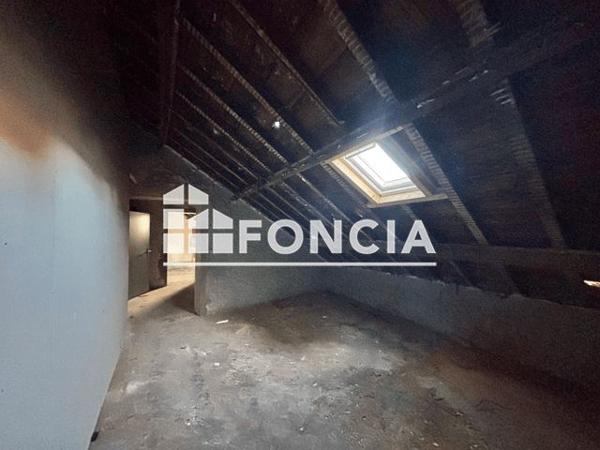 À vendre Studio 32.86 m² - Villefranche-sur-saône 69400