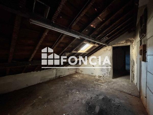 À vendre Studio 32.86 m² - Villefranche-sur-saône 69400