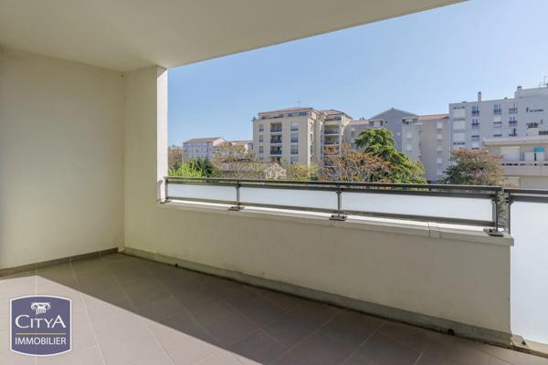 Appartement à vendre 3 pièces 67m² Saint-Fons (69190)