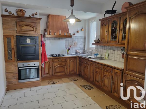Maison 8 pièces de 158 m² à Mazamet (81200)