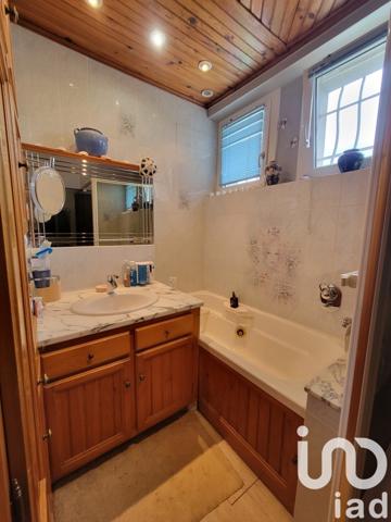 Maison 8 pièces de 158 m² à Mazamet (81200)