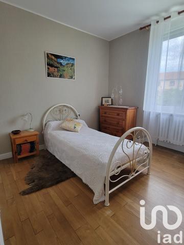 Maison 8 pièces de 158 m² à Mazamet (81200)