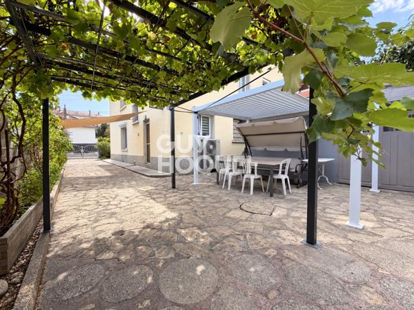 MAISON FAMILIALE 5 PIÈCES – 106,58 m² – JARDIN – GARAGE – ÉCHIROLLES