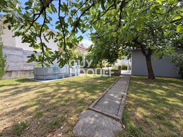 MAISON FAMILIALE 5 PIÈCES – 106,58 m² – JARDIN – GARAGE – ÉCHIROLLES