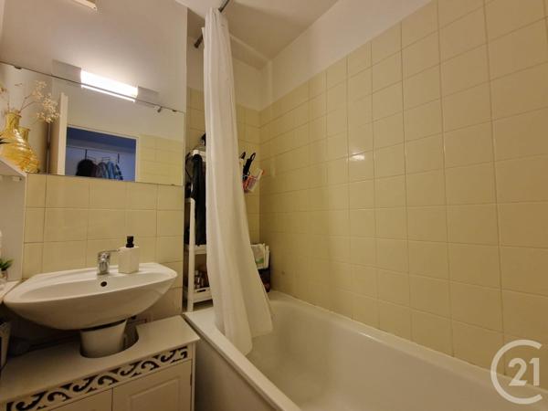 Appartement F2 à vendre  2 pièces - 48,39 m2 BOUSSY ST ANTOINE - 91