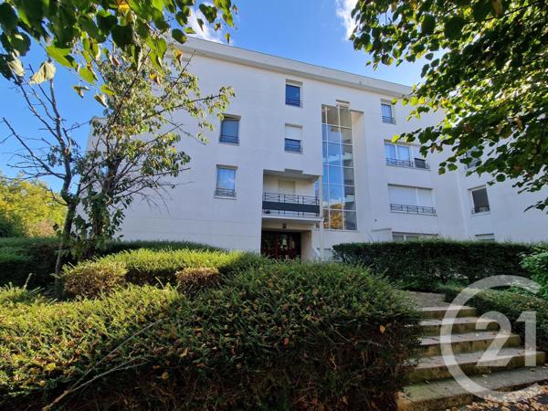 Appartement F2 à vendre  2 pièces - 48,39 m2 BOUSSY ST ANTOINE - 91