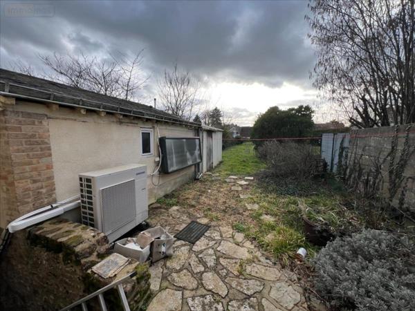 Maison à vendre à Sainte-Jamme-sur-Sarthe dans la Sarthe (72380), ref : 72003-1092848