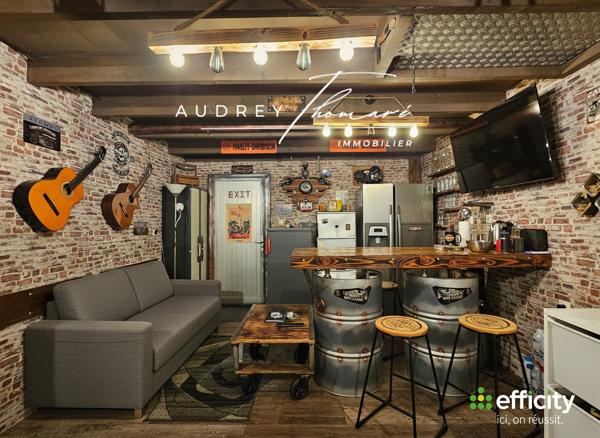 Maison
         6 pièces
        - 160 m² Bien prestige 499 000 € *