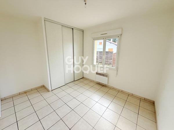 Maison mitoyenne 2 chambres + garage à Mimizan-bourg.