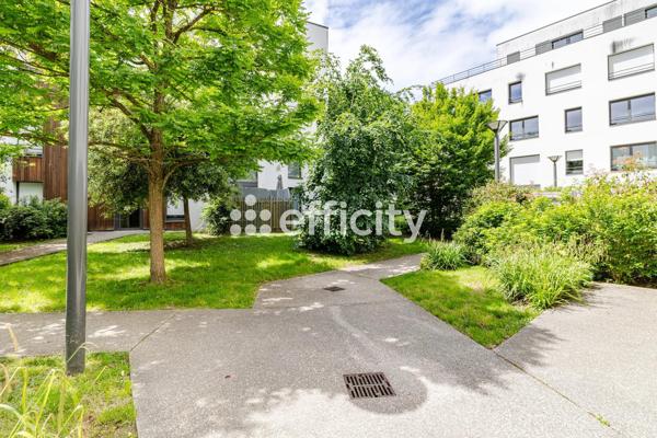 Appartement
         4 pièces
        - 80 m² Exclusivité 375 000 € *