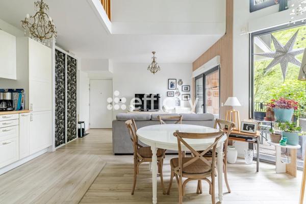 Appartement
         4 pièces
        - 80 m² Exclusivité 375 000 € *
