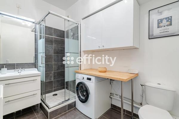 Appartement
         4 pièces
        - 80 m² Exclusivité 375 000 € *