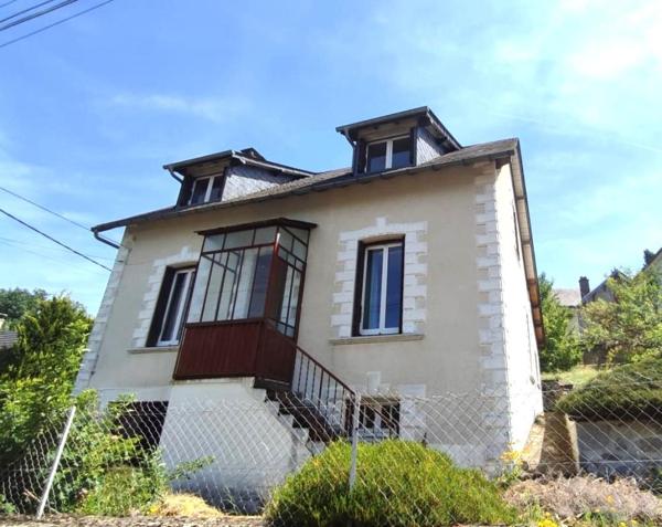Maison avec terrain et garage , quartier calme d'USSEL 19200