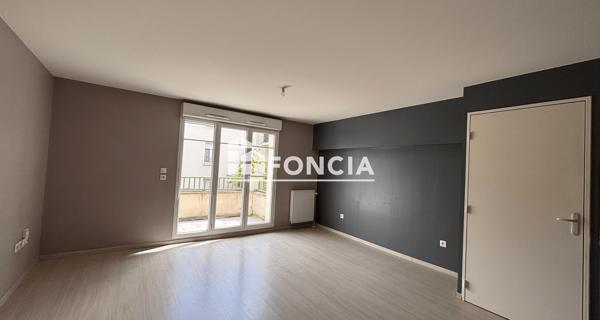 Location Appartement 3 pièces 60 m² - Persan 95340