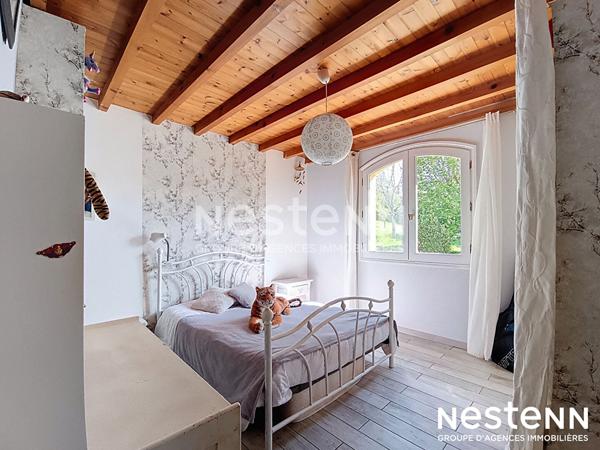 A vendre Maison Pessan 4 chambres 189 m2 avec garage piscine et parc arboré