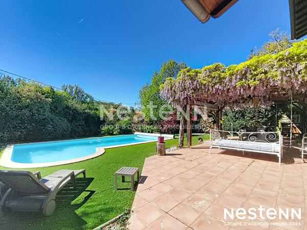 A vendre Maison Pessan 4 chambres 189 m2 avec garage piscine et parc arboré