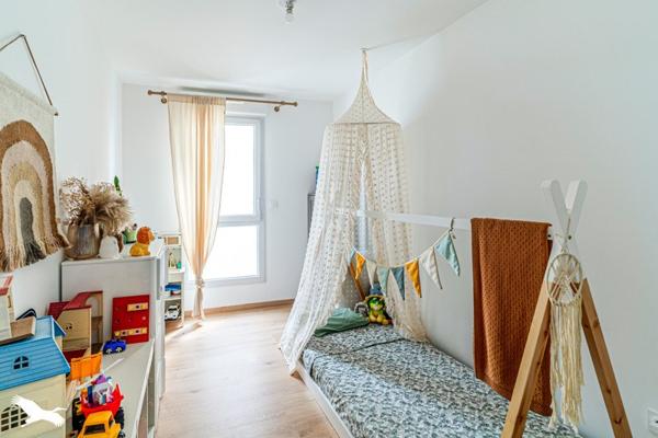 Appartement 450 000 € Bordeaux 4 p 89 m² DPE A