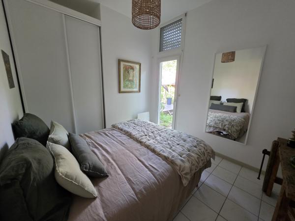 Maison
         4 pièces
        - 88 m² 620 000 € *