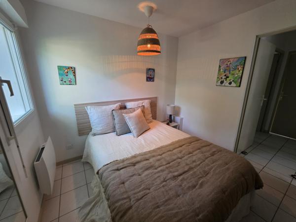 Maison
         4 pièces
        - 88 m² 620 000 € *