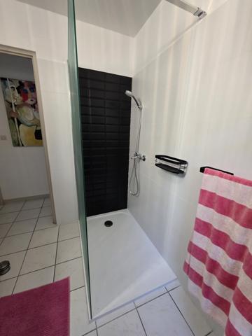 Maison
         4 pièces
        - 88 m² 620 000 € *