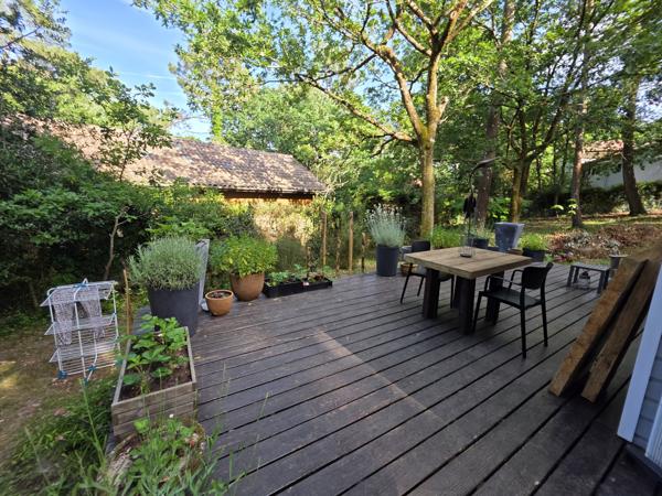Maison
         4 pièces
        - 88 m² 620 000 € *