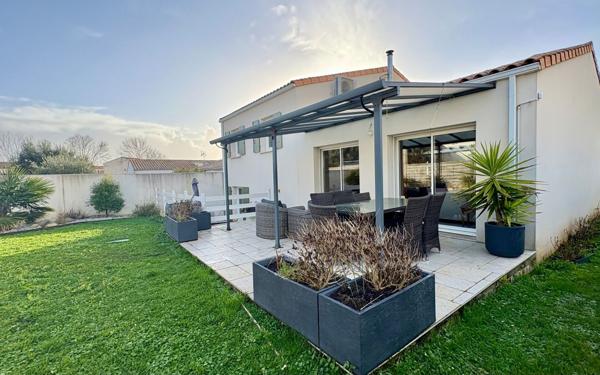 Maison à vendre    5 pièces •  Nieul-sur-Mer