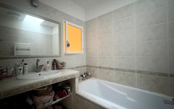 Maison à vendre    5 pièces •  Nieul-sur-Mer