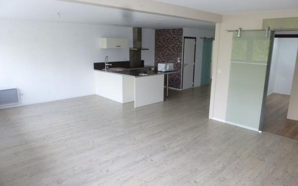 Appartement à louer    3 pièces • 82 m2 La Rochelle