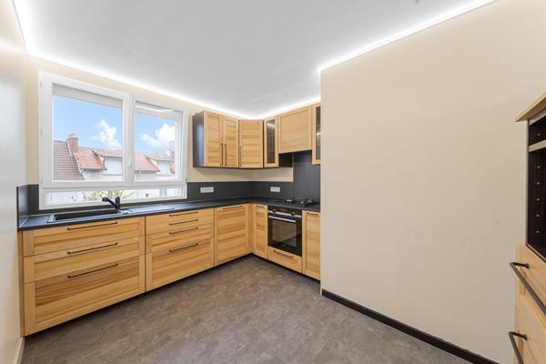 Exclusivité: Appartement T4 avec balcon, stationnement et cave à proximité de la gare à Chalon-sur-Saône