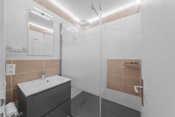 Exclusivité: Appartement T4 avec balcon, stationnement et cave à proximité de la gare à Chalon-sur-Saône