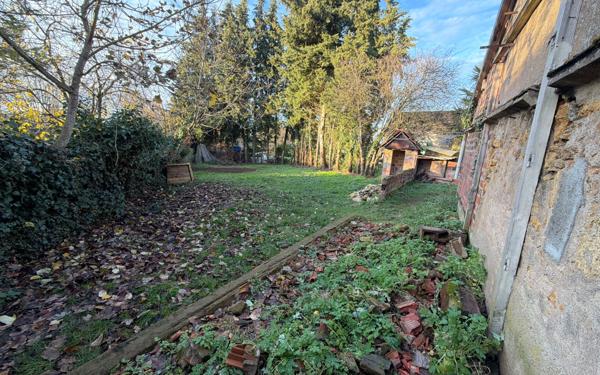 Maison à vendre    3 pièces •  Ainay-le-Château