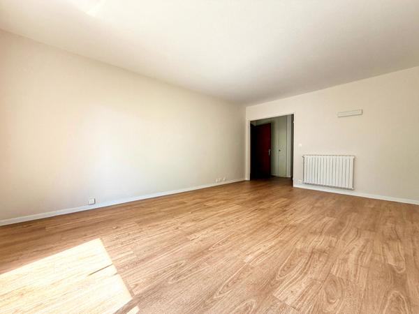 EXCLUSIVITÉ - Appartement 2 pièces de 56m2 en Rez-de-jardin - 229 000 €