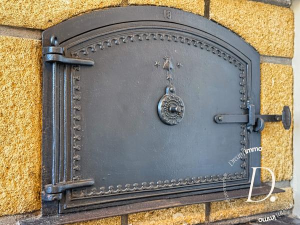 MARCIAC – MAISON DE PLAIN-PIED AVEC GRANDES DÉPENDANCES, GARAGES ET VÉRANDA