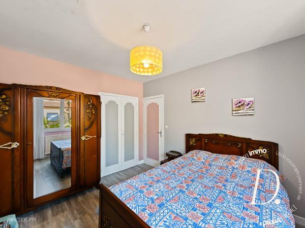 MARCIAC – MAISON DE PLAIN-PIED AVEC GRANDES DÉPENDANCES, GARAGES ET VÉRANDA
