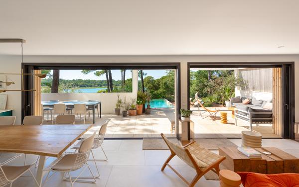 Villa 9 pièce(s) 6 chambre(s) 290 m²