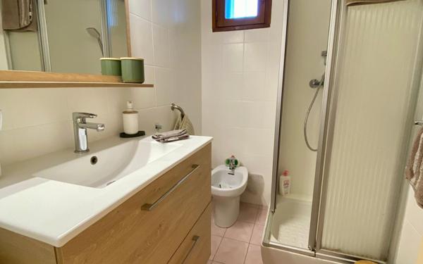 Maison à vendre    6 pièces •  Le Beausset