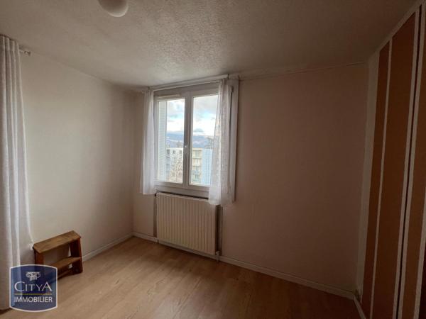 Location appartement Saint-Martin-d'Hères (38400) 4 pièces 0m²