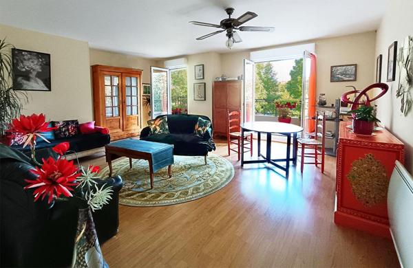 Appartement 4 pièces 80 m2 (Rosny Sous Bois 93110)