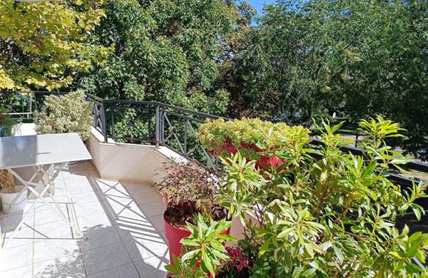 Appartement 4 pièces 80 m2 (Rosny Sous Bois 93110)