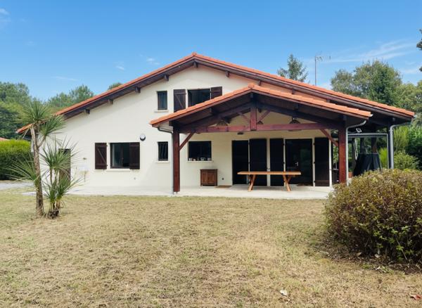 Landaise rénovée 121 m² sur terrain 2 000 m²