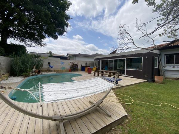 À Dax, maison T5 avec piscine
