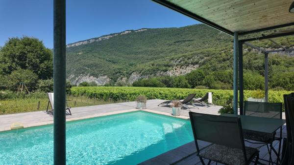Brison-Saint-Innocent (en Savoie)– Villa contemporaine