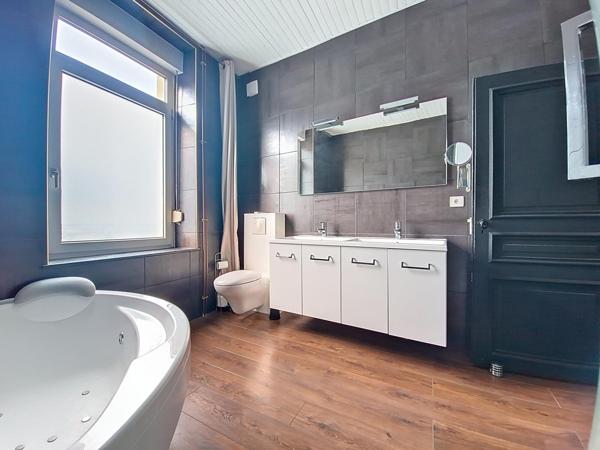 SUPERBE MAISON DE FAMILLE