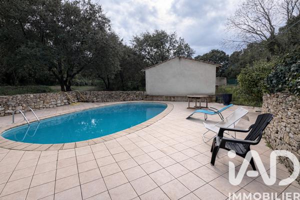 Maison à vendre 6 pièces 170 m² Nîmes