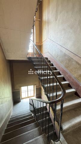 Maison 10 pièces - 213 m²