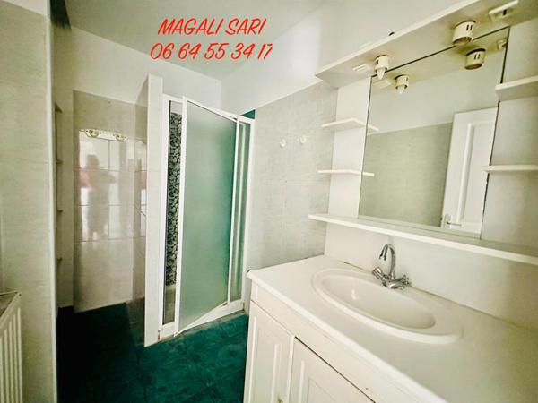 Villa Saint Hilaire De Brethmas 4 pièce(s) 68 m2