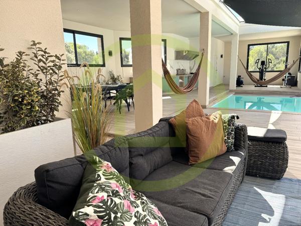 Villa à NIMES (30900)