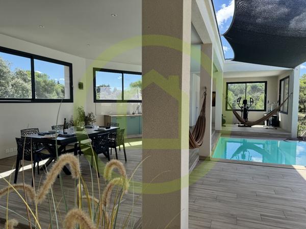 Villa à NIMES (30900)