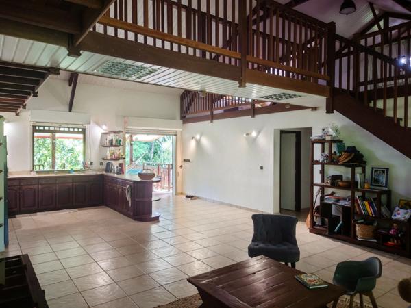 Maison de caractère à étage à vendre 7 pièces MATOURY-STOUPAN 97351