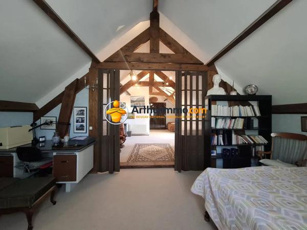 Vente                                                      Maison
                        
                     6 pièces                      149 m2                     à Coulommiers